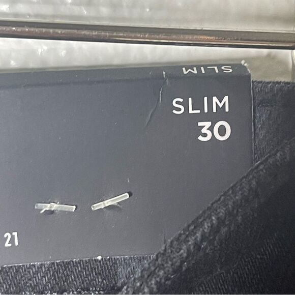 Forever 21 Men’s Checkered Shorts Size 30 Slim - Picture 9 of 10